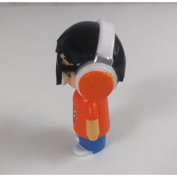 Bonkers Ryan's World Mystery Micro Figures World Gaming Dad 2" Toy Figure - Picture 4 of 6